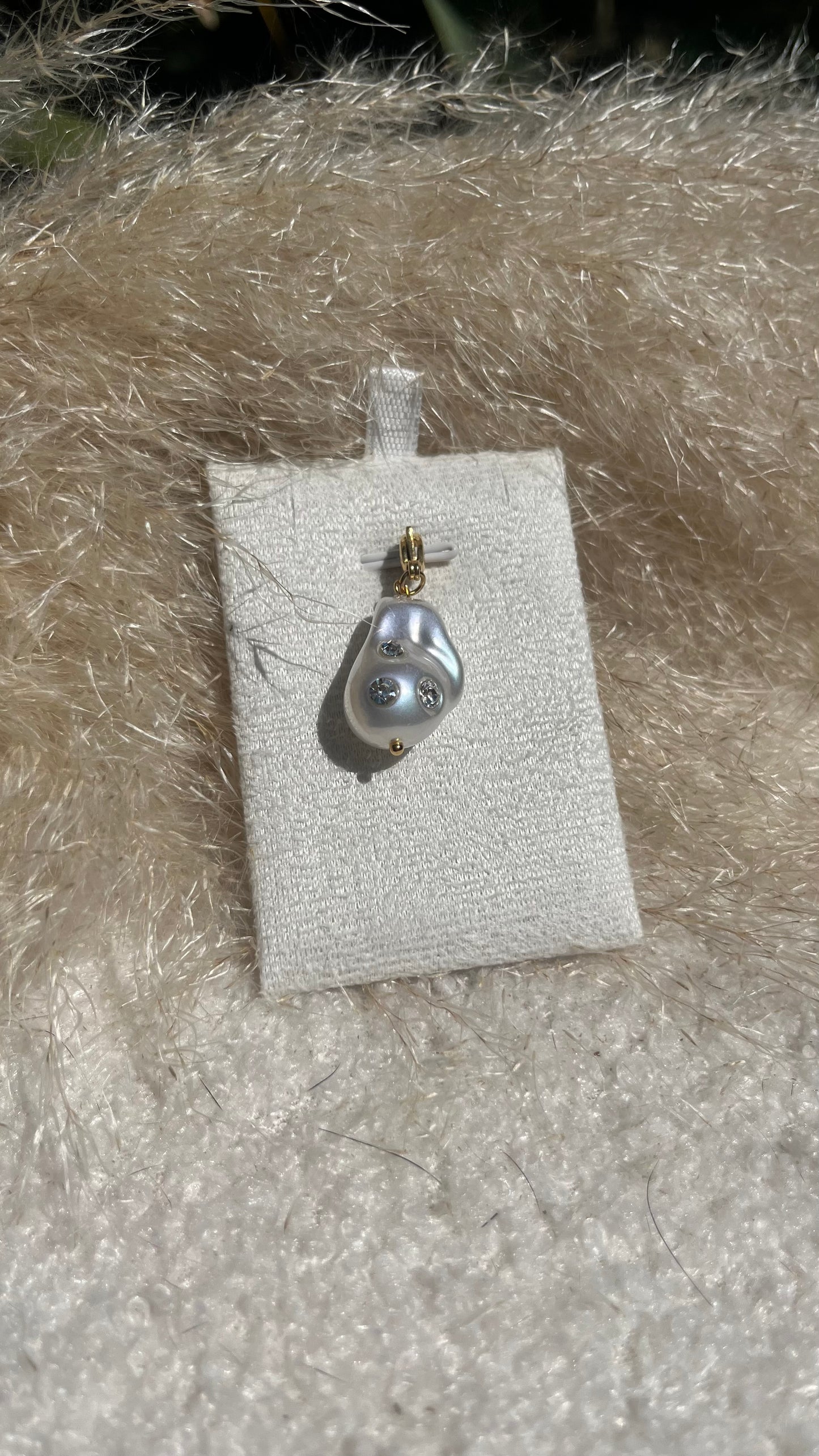 Pendentif nacré