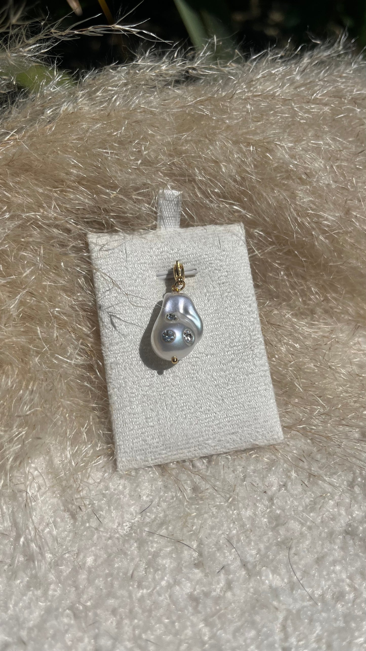 Pendentif nacré