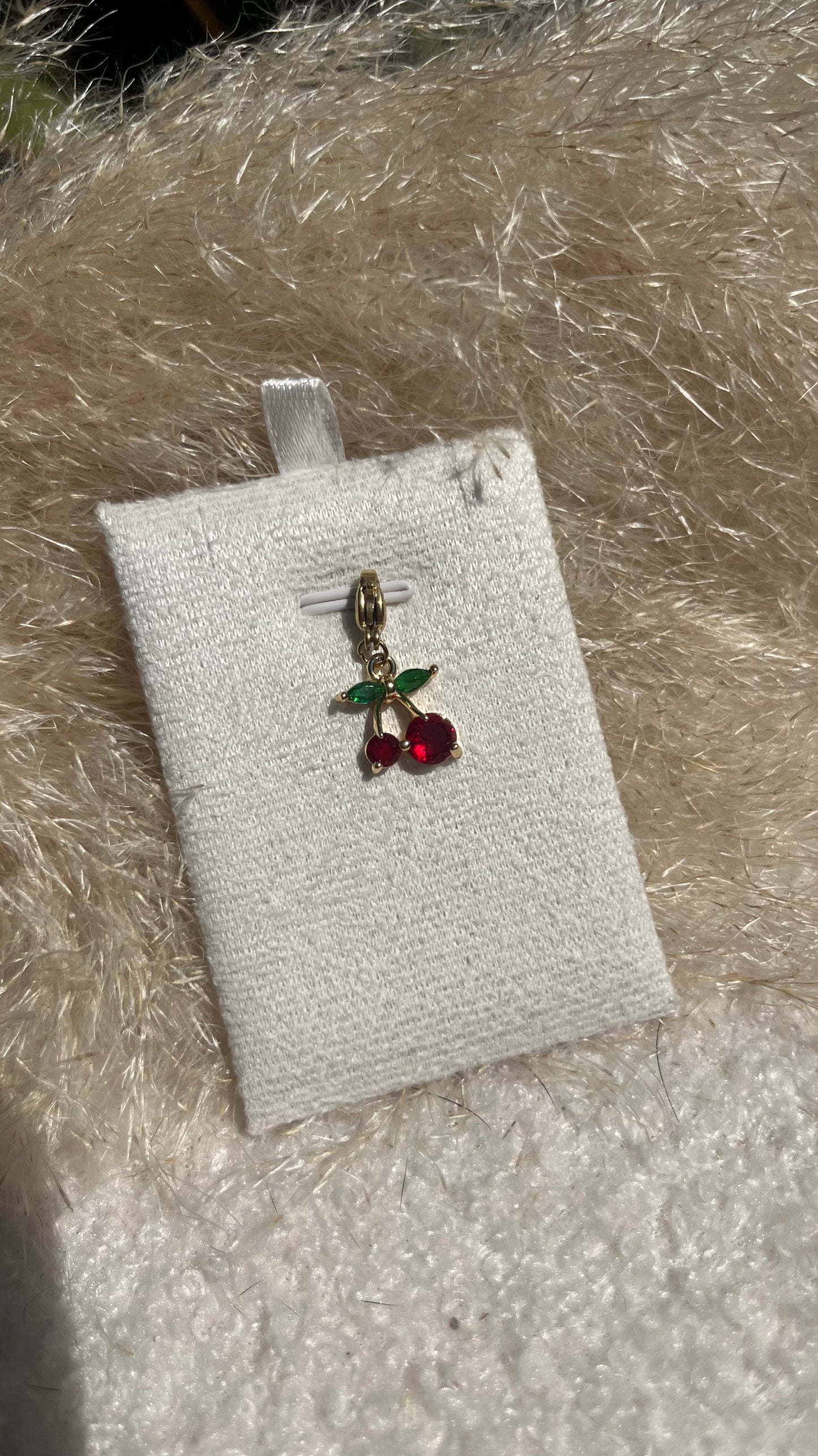 Pendentif cerise