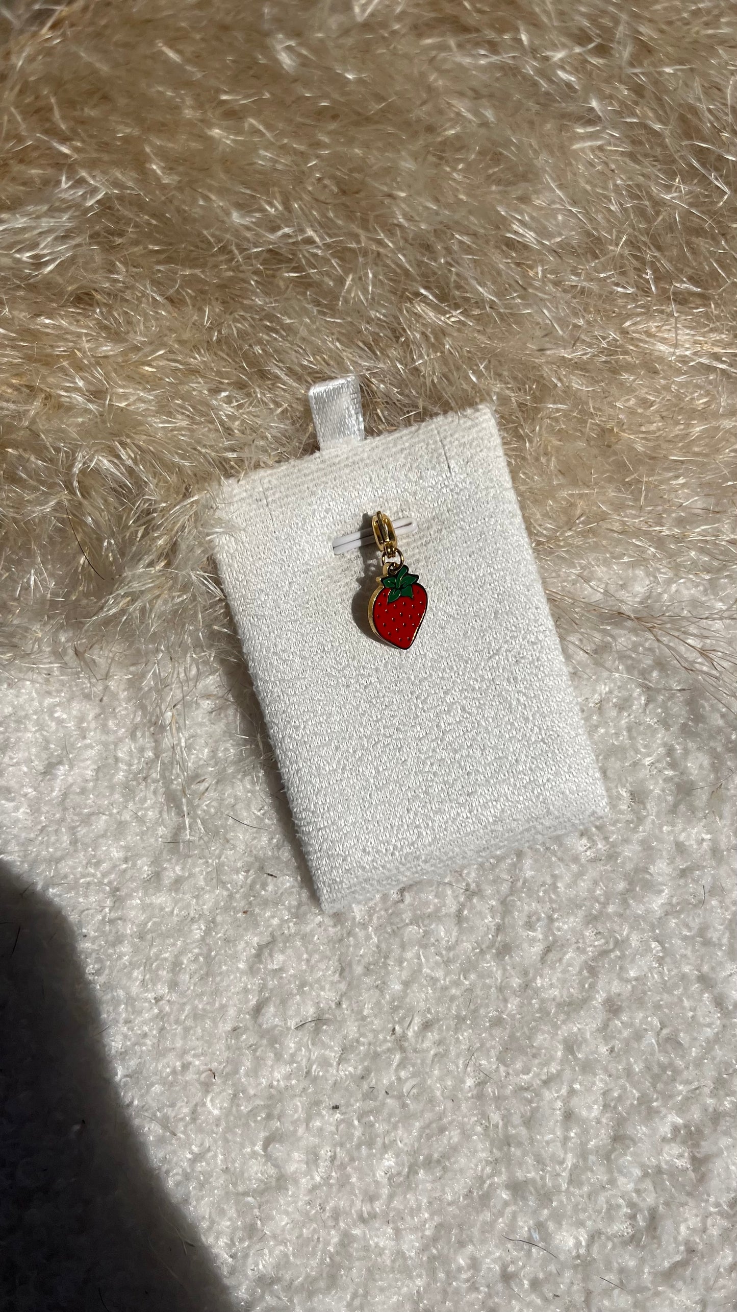 Pendentif fraise