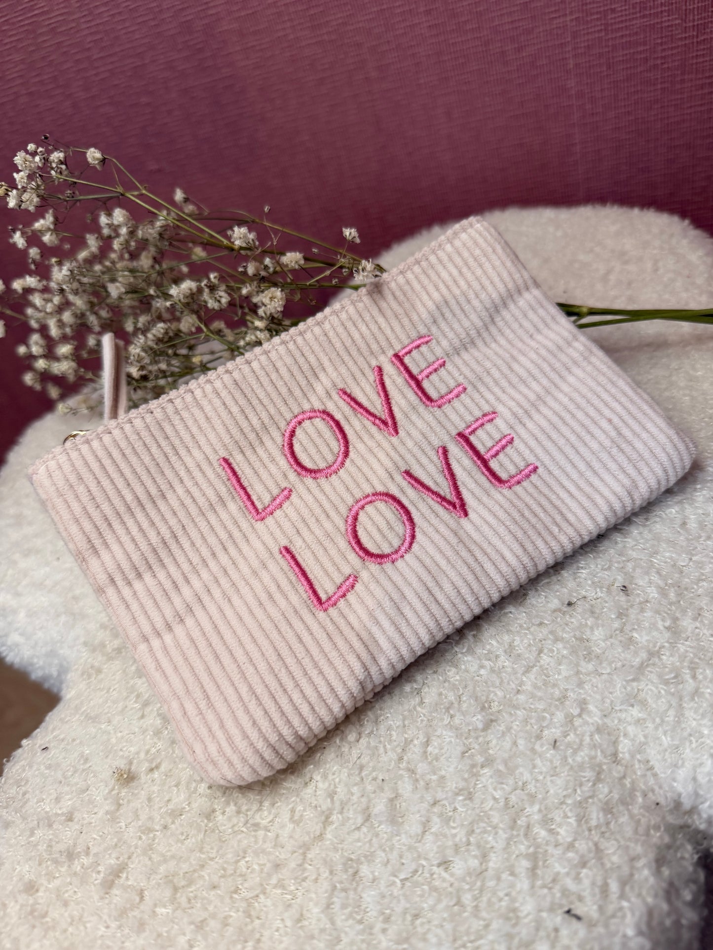 Pochette « Love »