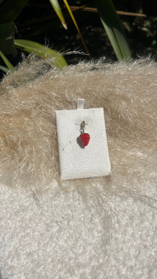 Pendentif fraise M