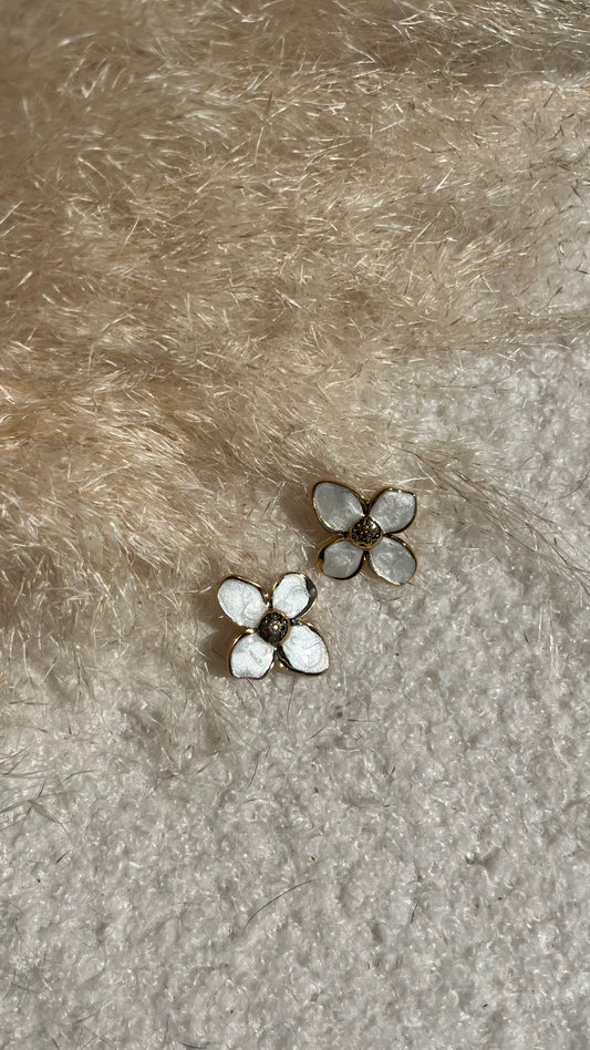 Boucle d’oreille Lison