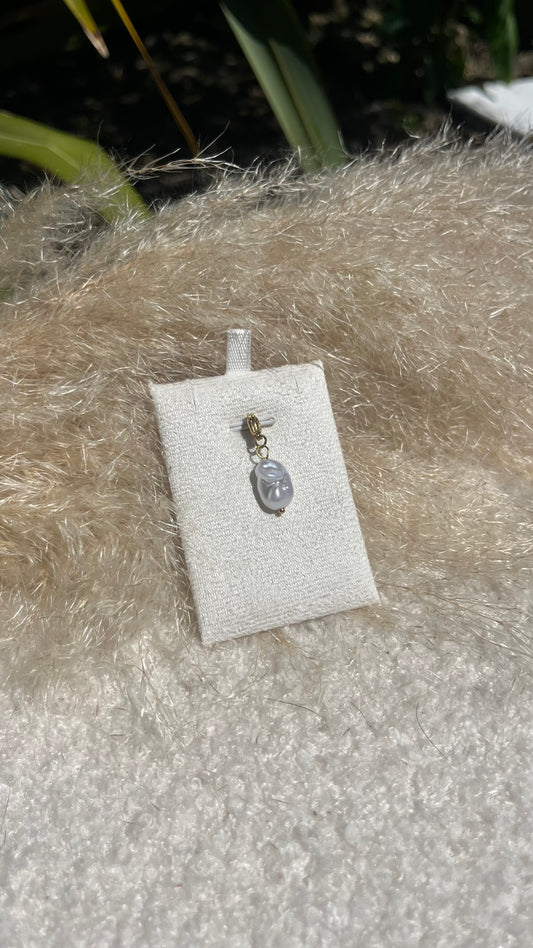 Pendentif nacré